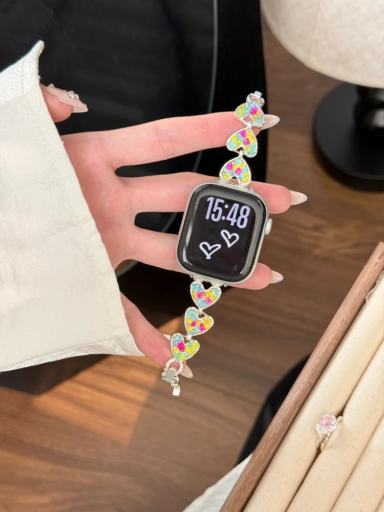 Delicate Heart Link Metal Strap for Apple Watch Band 40mm 44 45 42 46 49 41 Women Jewelry Bracelet for IWatch Series 11 10 9 8 7