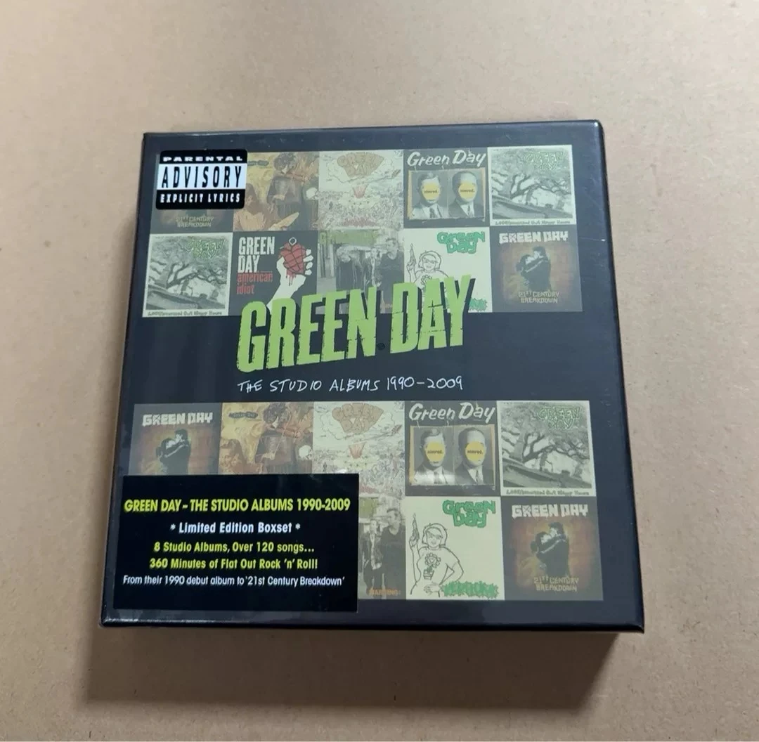 

Rock Green Day Billie Music CD The Studio Albums 1990-2009 Kerplunk 8pcs Music Record Cosplay Walkman Car Soundtracks Box Gifts