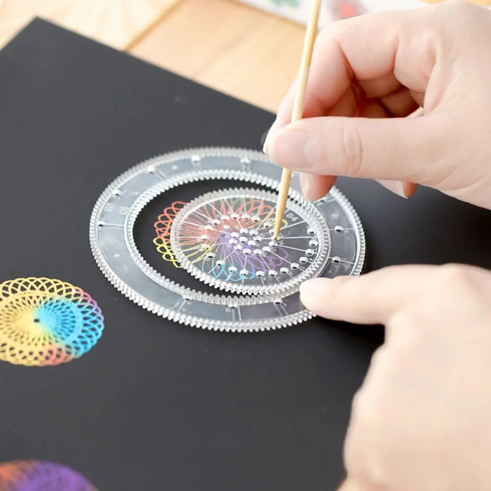 5/12/22PCS Spirograph di plastica a forma speciale ingranaggi ad incastro ruote cancelleria disegno righello disegno giocattoli Set bambini