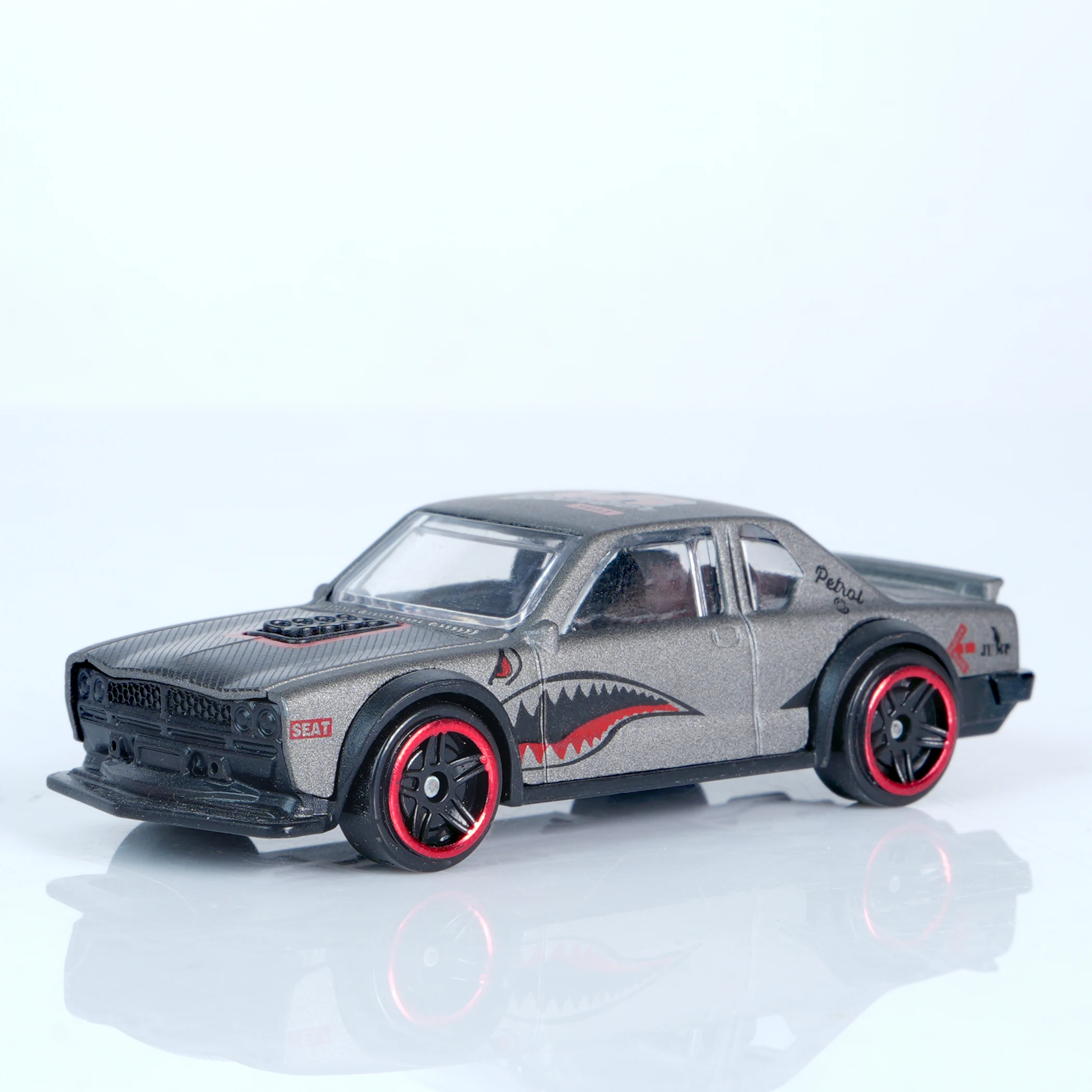 1:64 새로운 합금 다이캐스트 레이싱카 모델 장난감, 멋지고 강압적인, 개성 있는 고급 소년 장난감, 장식품, 수집품, 크리스마스, 생일, 휴일 선물