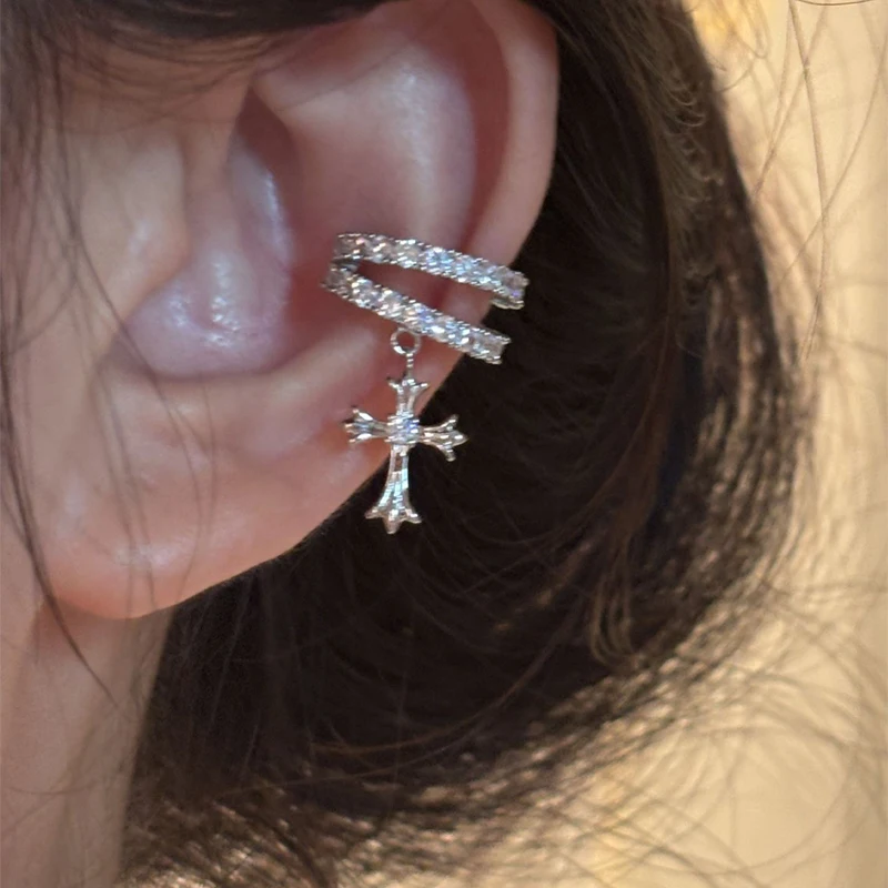1 Stück Silberfarbene Kristall-Strass-Clip-Ohrringe für Frauen Modischer Geometrischer Kreuz-Ohrclip Ohne Piercing Mädchen Schmuck Geschenk