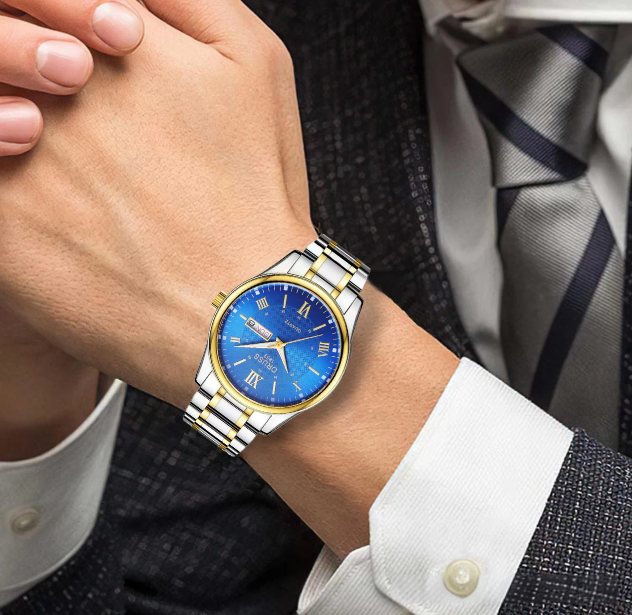 ORUSS الأصلي الرجال الفولاذ المقاوم للصدأ التقويم المزدوج مقاوم للماء مضيئة ساعة ذهبية فاخرة موضة كوارتز ساعة اليد الذكور وصول جديد