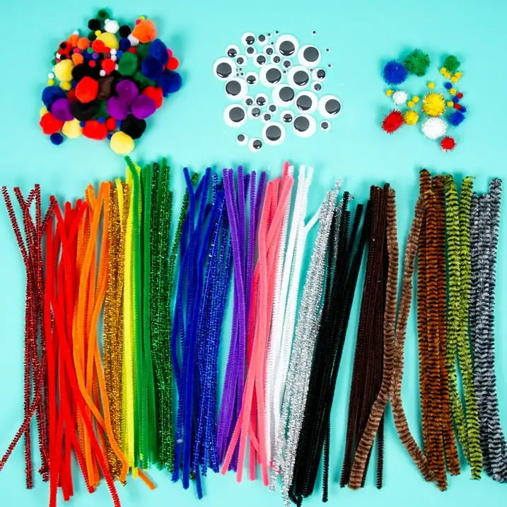 

(6 pack) Hello Hobby Fuzzy Craft Kit