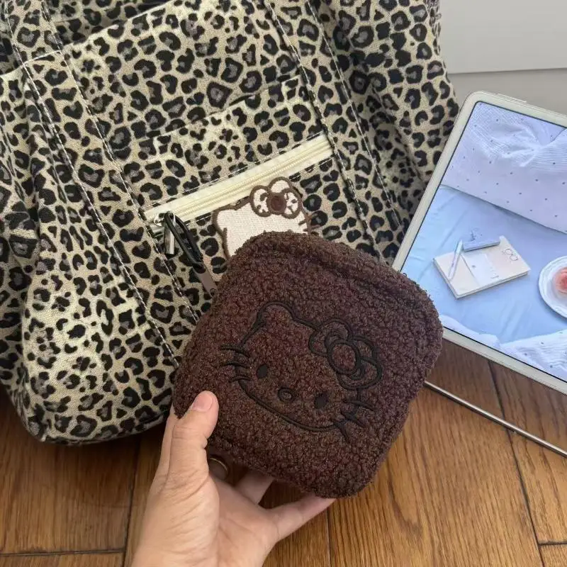 Monedero de peluche de dibujos animados Sanrio Hello Kitty, bolsa de almacenamiento multifuncional portátil, bolsa para auriculares, Mini bolso cuadrado para cámara