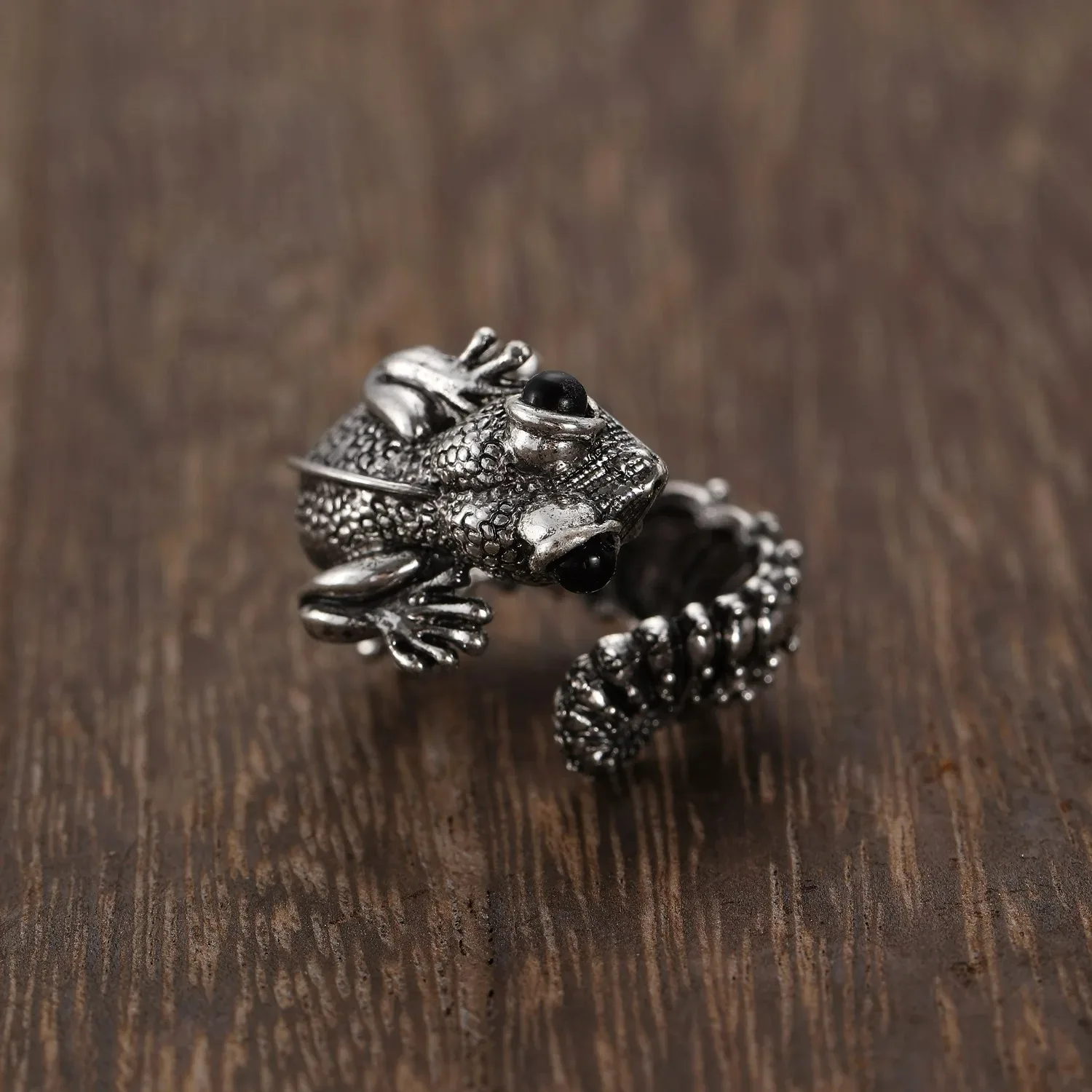 Cute Gothic Animal Lizard Ring, Personality Fashionable Hip-hop Women Punk Halloween Jewelry Gift, Trendy Men's Lizard Ring 2025