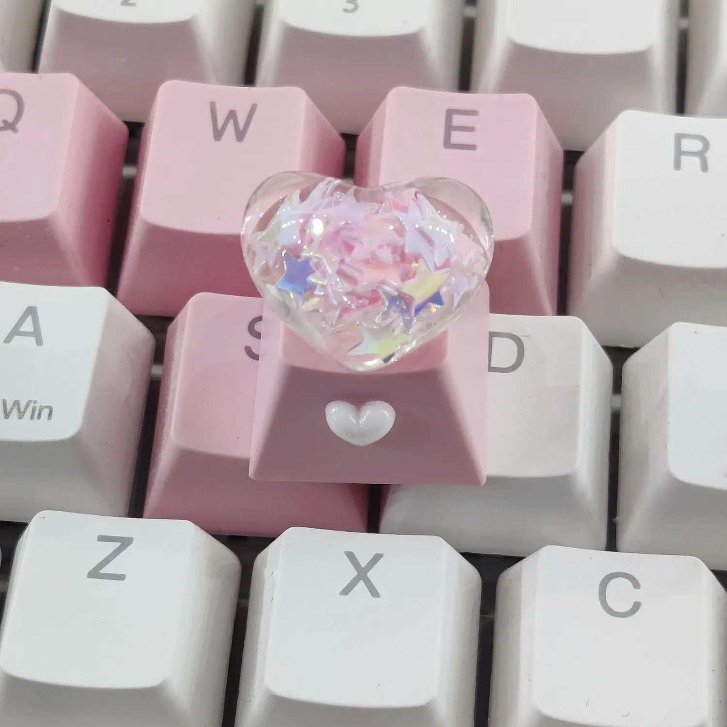 1pcs Personalized Keycaps Pink Crystal Ball Supplement and Replacement Single Keycap DIY Handmade Girl Gift
