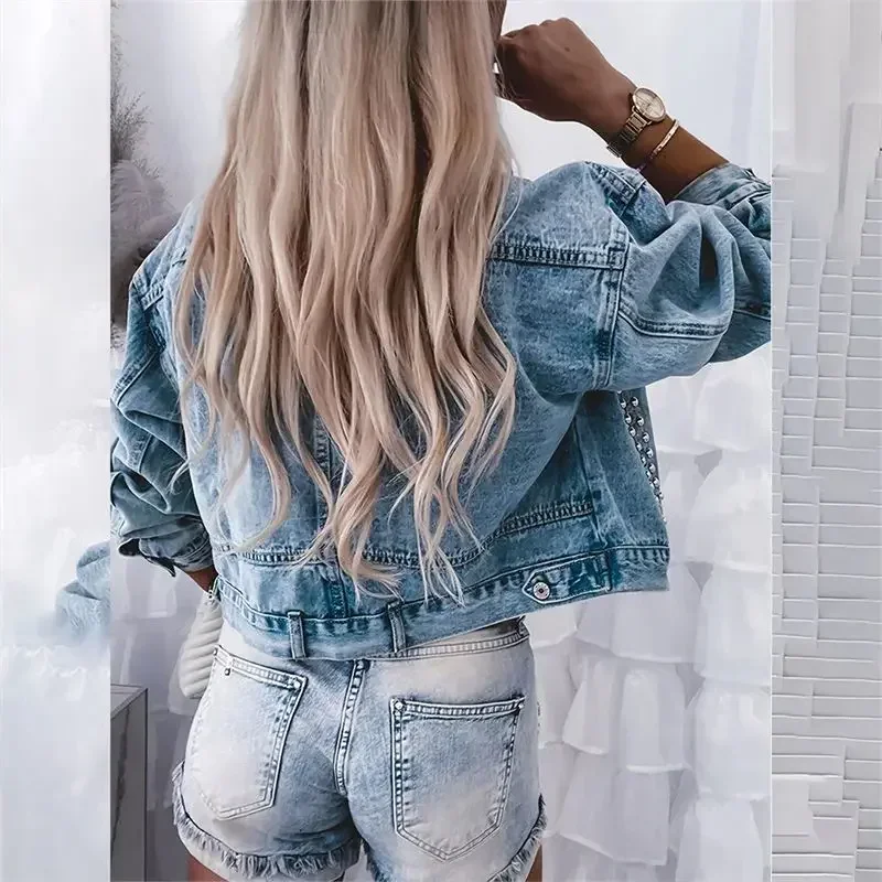 Fashion Rivets Decoration Short Jacket Women Large Pockets Patchwork Coat Female Casual Single-breasted Cardigan Denim Outerwear