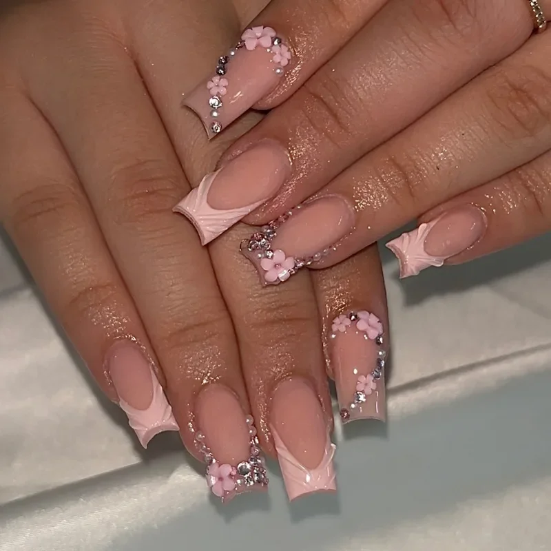 

24PCS Flash Diamond 3D Flower French Press on Nail Flakes Finished Wear on Square Removable Fake Nails 3D Ripple Design