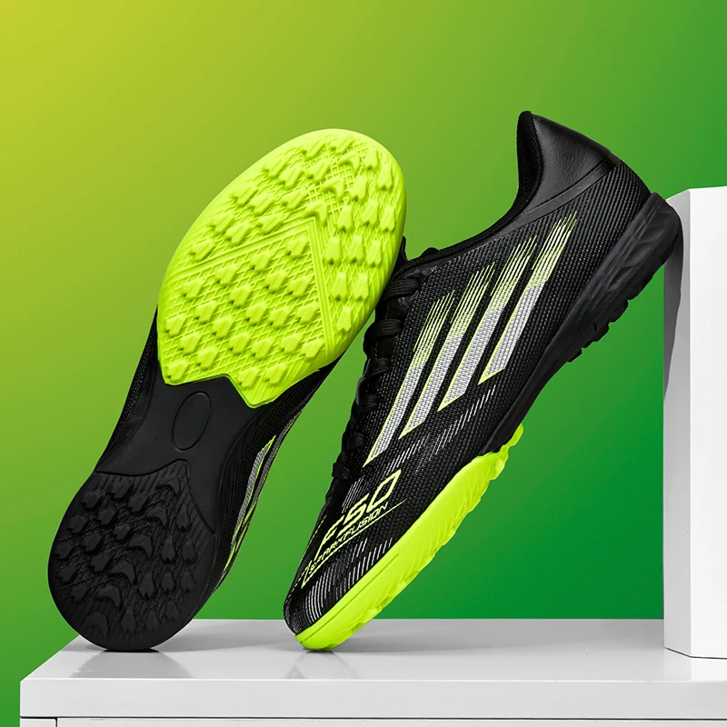 Novos homens profissionais botas de futebol macio tênis jogo sapatos de futebol ultraleve futsal de alta qualidade tf/fg unisex venda quente chuteiras