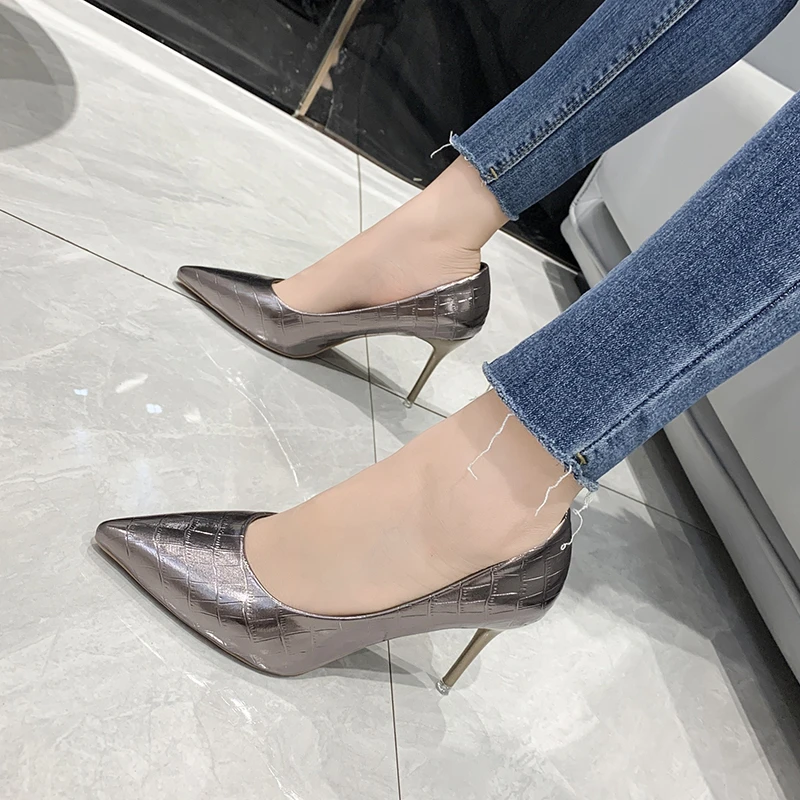 Elegant New Style Pointed Single Shoe Women's Professional Work Shoes with Patent Leather Finish Black Red High Heels Summer Sea