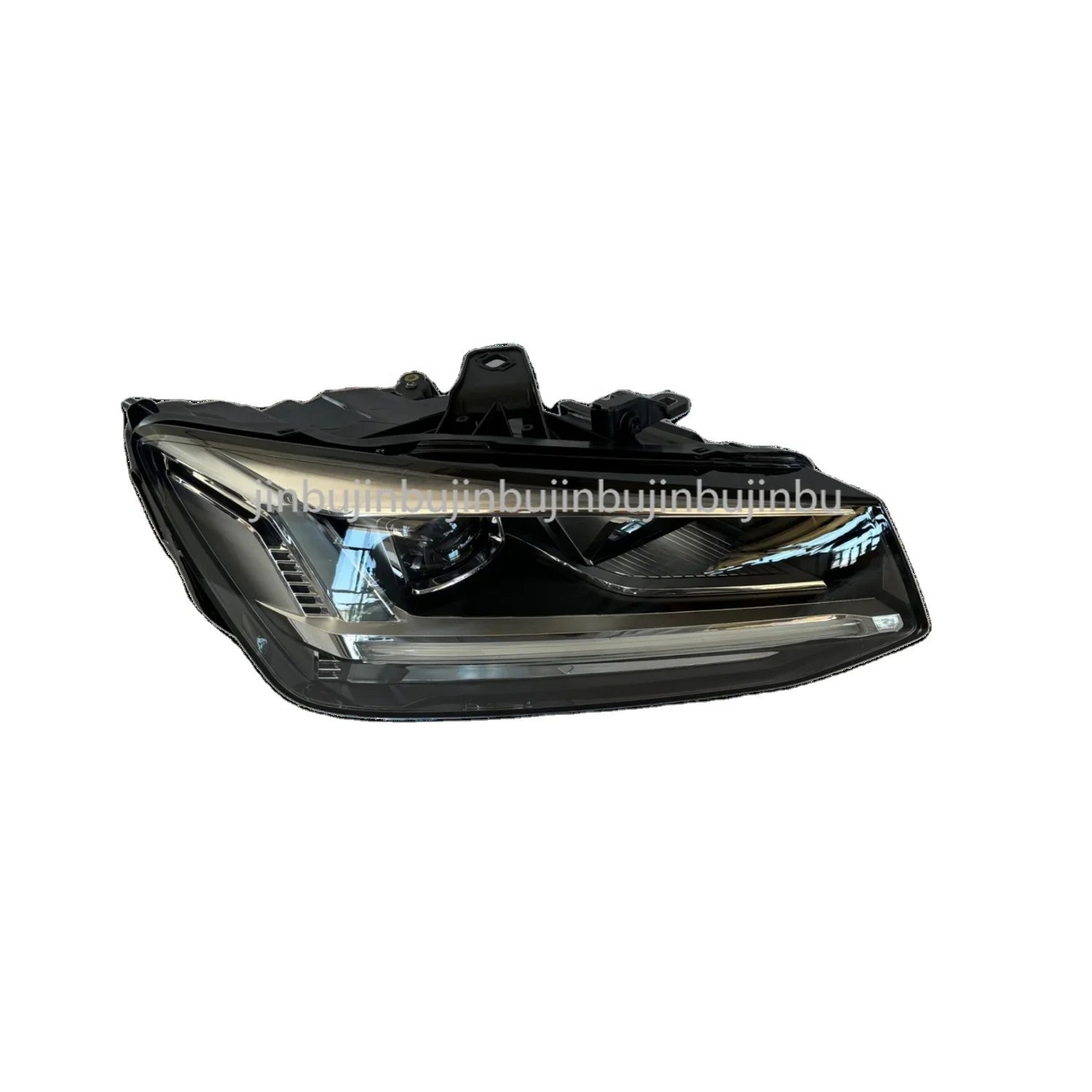 Headlamps are suitable for Audi Q2 LED headlights 2019-2023 8-pin high-quality automotive headlight lighting LED headlights