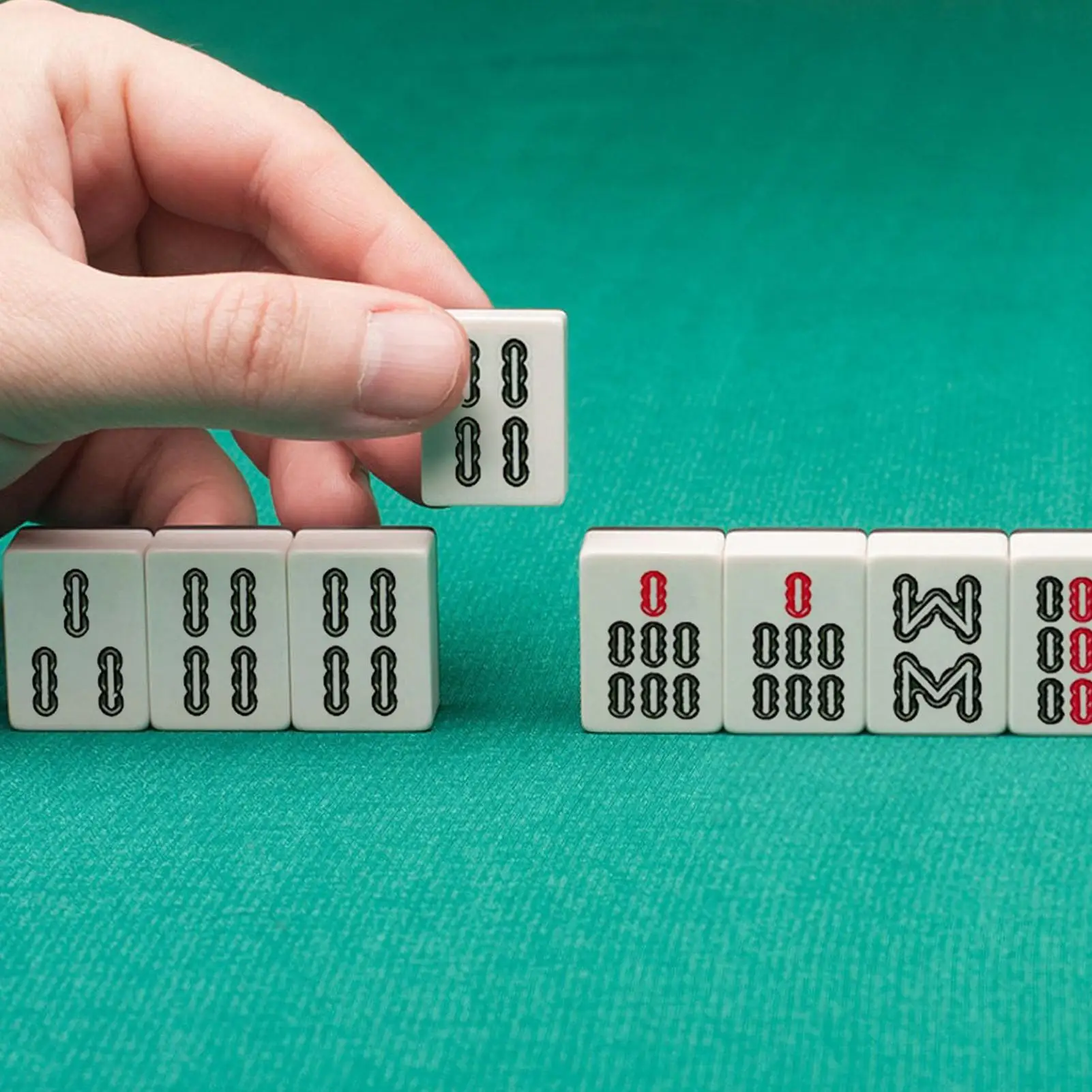 

Набор для игры в китайский маджонг, 146 белых мини-плиток с гравировкой, для семейных встреч, для игры в китайском стиле, для семейного досуга