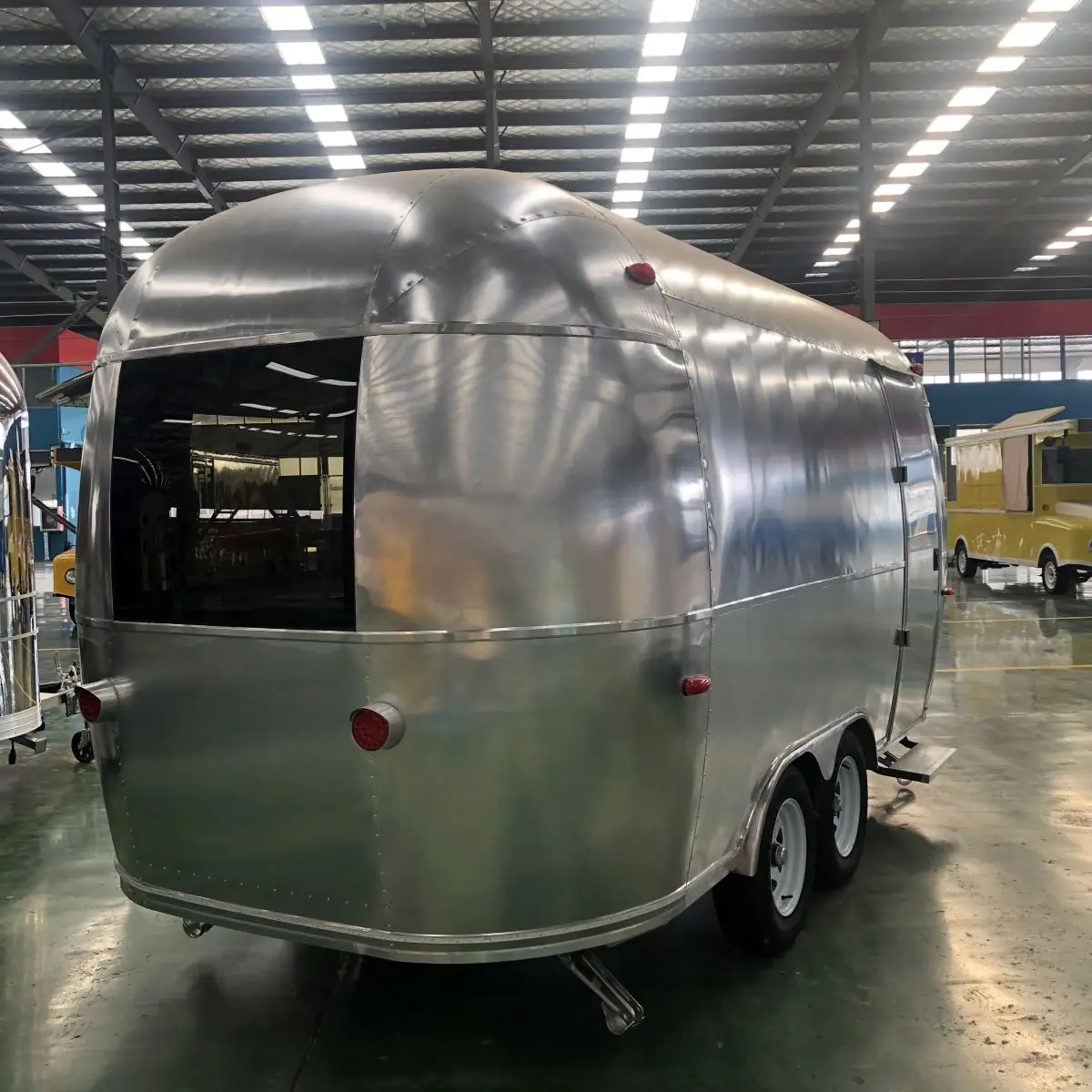 Fully Equipped Mobile Bar Stand with Ice Cream Cart, Coffee Trailer and Food Truck for Outdoor Food Trailer Service