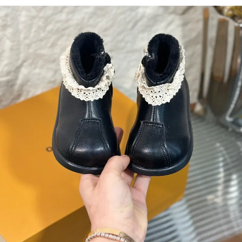 

Toddler Girls Princess Boots Soft Bottom Non-slip Baby Short Boots with Sweet Lace 2025 Winter New Kids Ankle Boots Round Toes