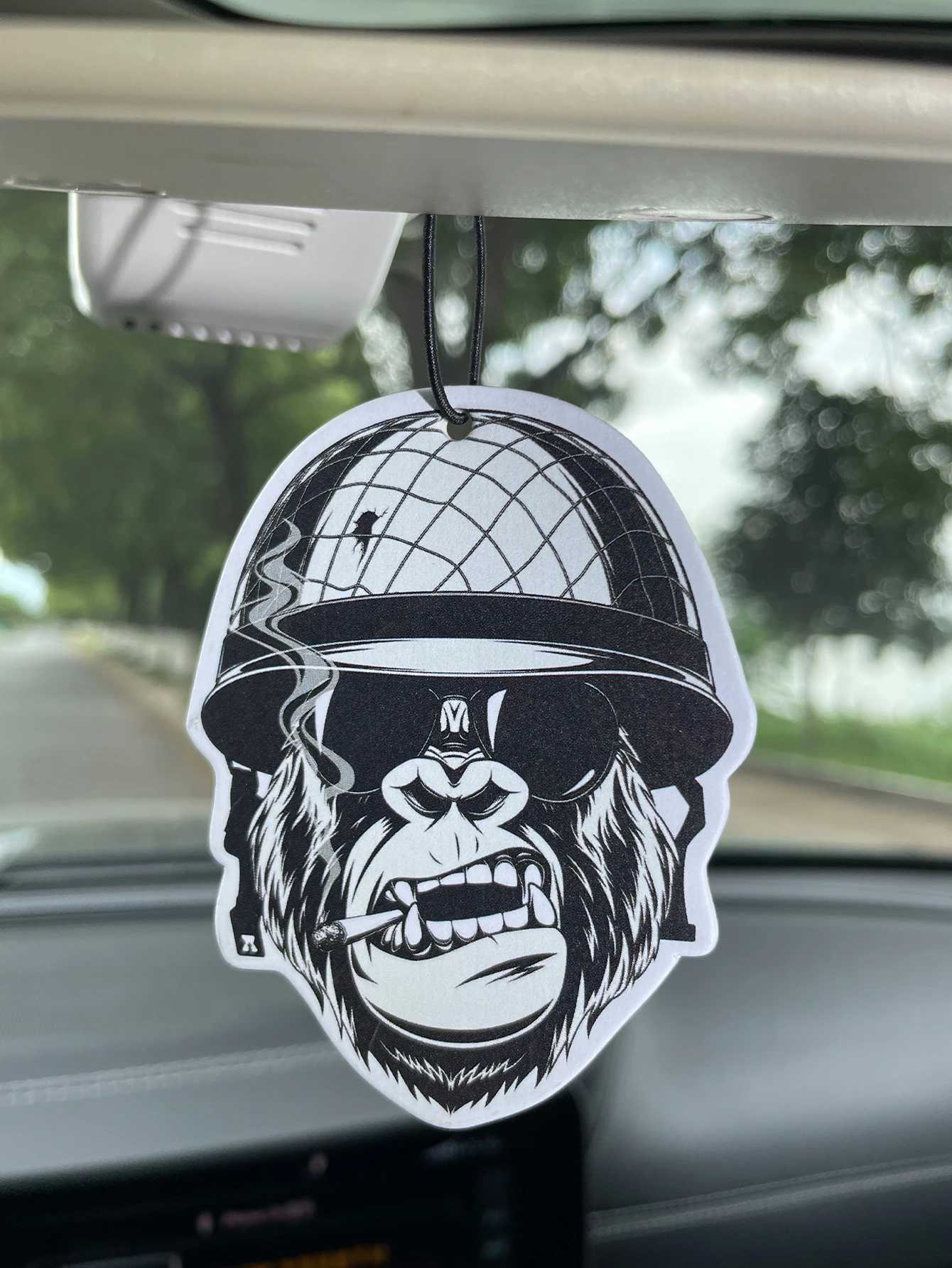Military Army Gorilla Hanging Car Air Freshener, Cool Black‑White Helmet Sunglasses Gorilla Scented Paper Card, Natural Plant Ex