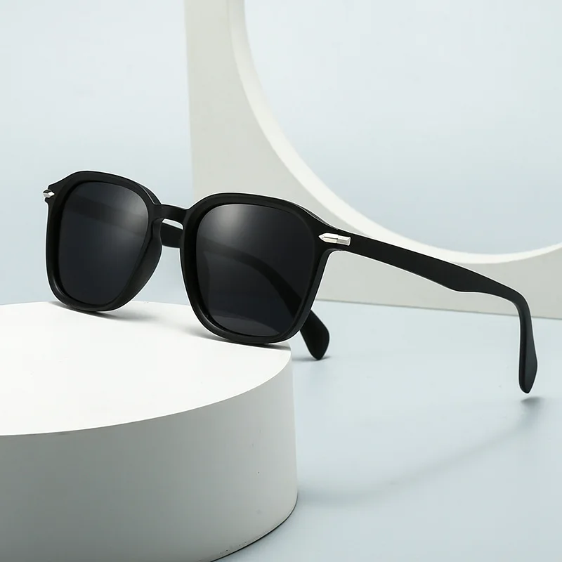 JNPCXI New Square Men Sunglasses Fashion Shades UV400 Retro Rivets Women Luxury Black Yellow Sun Glasses