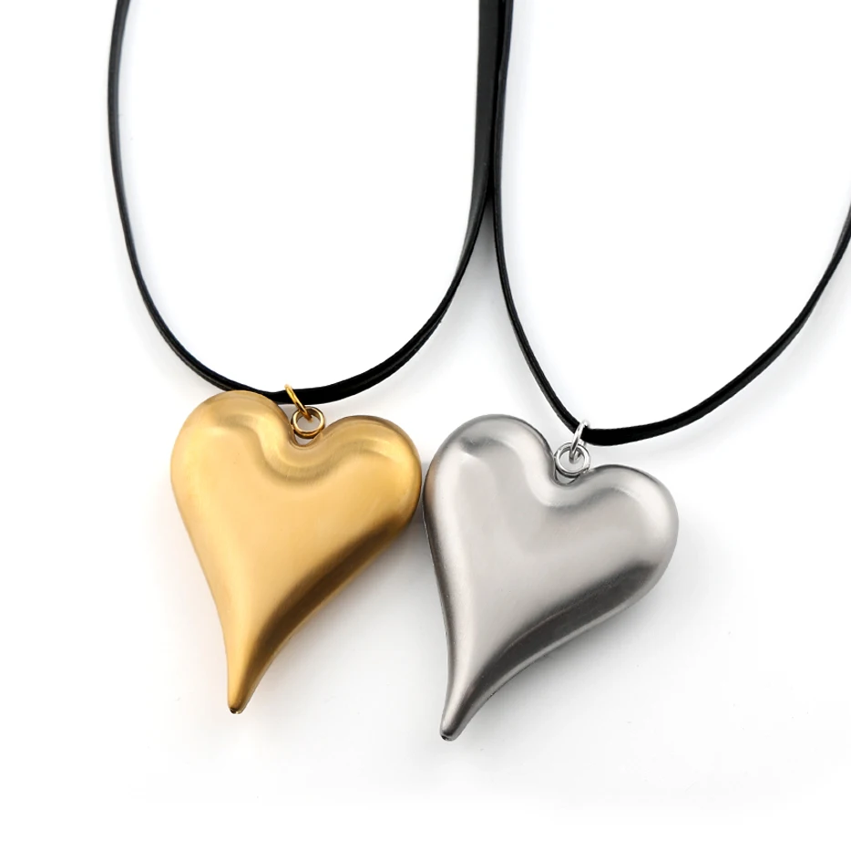 

Stainless Steel Minimalist Big Heart Pendant Necklace Choker for Women Gold Plated Black PU Leather Chain Necklaces Jewelry