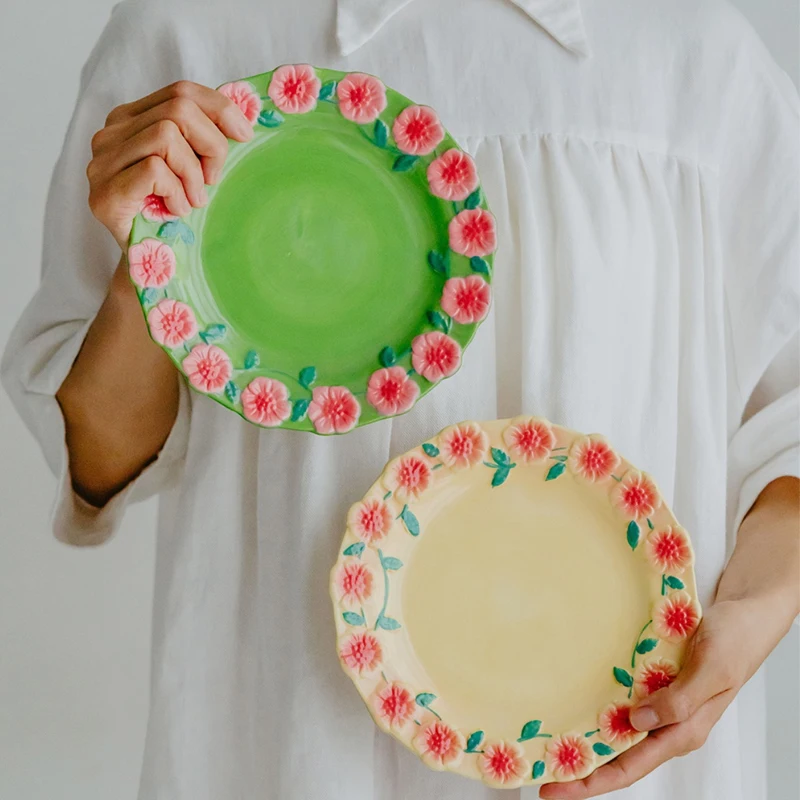 

Retro Three-Dimensional Relief Tray, Hand-carved Salad Plate, Breakfast Plate, Photography Props, Home Decoration