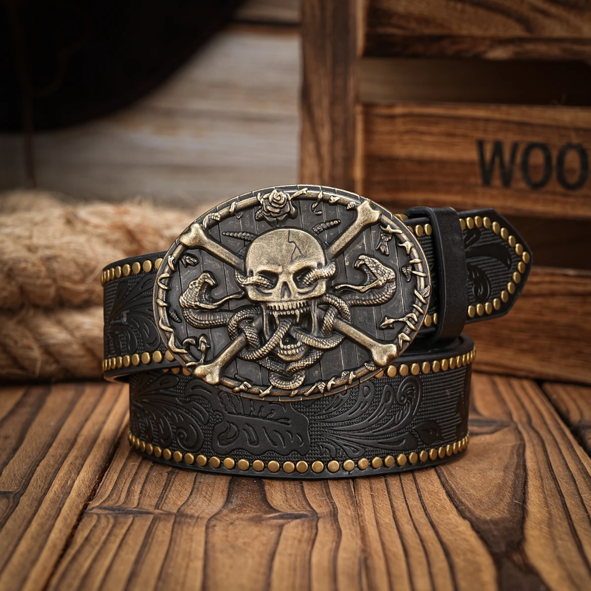 1pc Western Cowboy Style Belt - Men's Vintage Style - Western Buckle - PU Embossed Rivets Belt