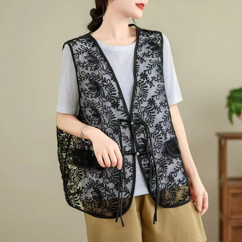 

Openwork Embroidery Lace Jacquard Vest Jacket New Chinese High-grade 2024 Summer Wear Age-reducing V-neck Buckle Vest