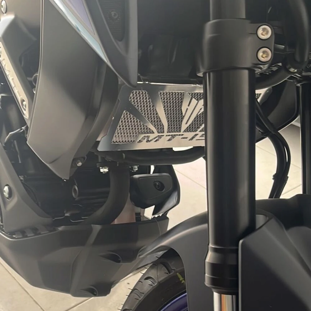Couvercle de protection de calandre pour Yamaha MT-15 V1 & V2 MT15 MT 15 2018 ~ 2024 2022 22023 2024 2025, accessoires de moto