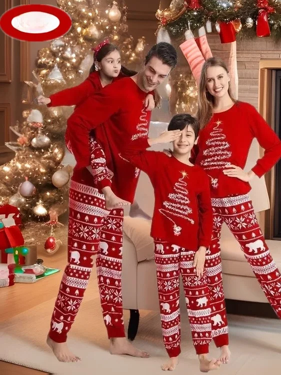 

Новогодний комплект домашней одежды для всей семьи: футболки для мамы и сына, спортивная одежда для выступлений