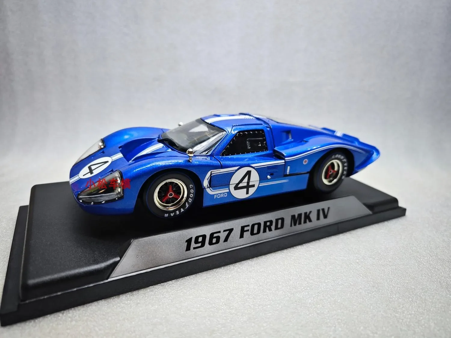 SHELBY 1:18 1967 FORD MK IV #4 Alloy Car Model Collectible