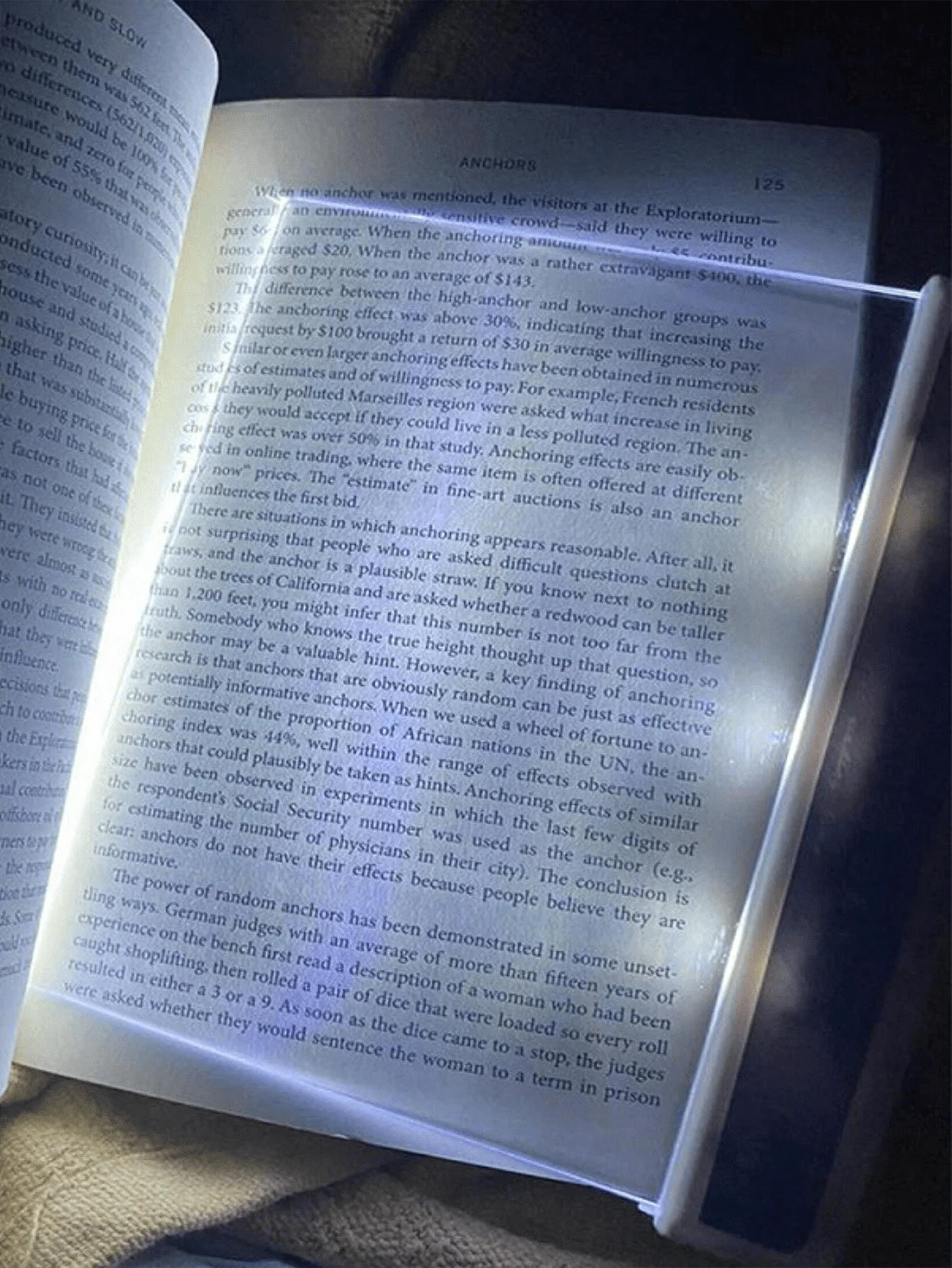 Lampada da lettura per visione notturna a schermo piatto a LED da 1 pezzo, lampada da lettura per protezione degli occhi Lampada da lettura notturna per studenti