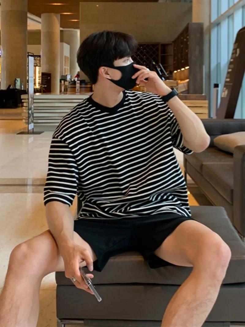 

Summer Fashion Casual Style Tees New Men O-Neck Design Niche Stylish Striped Solid Comfortable Short-sleeved T-shirts B184