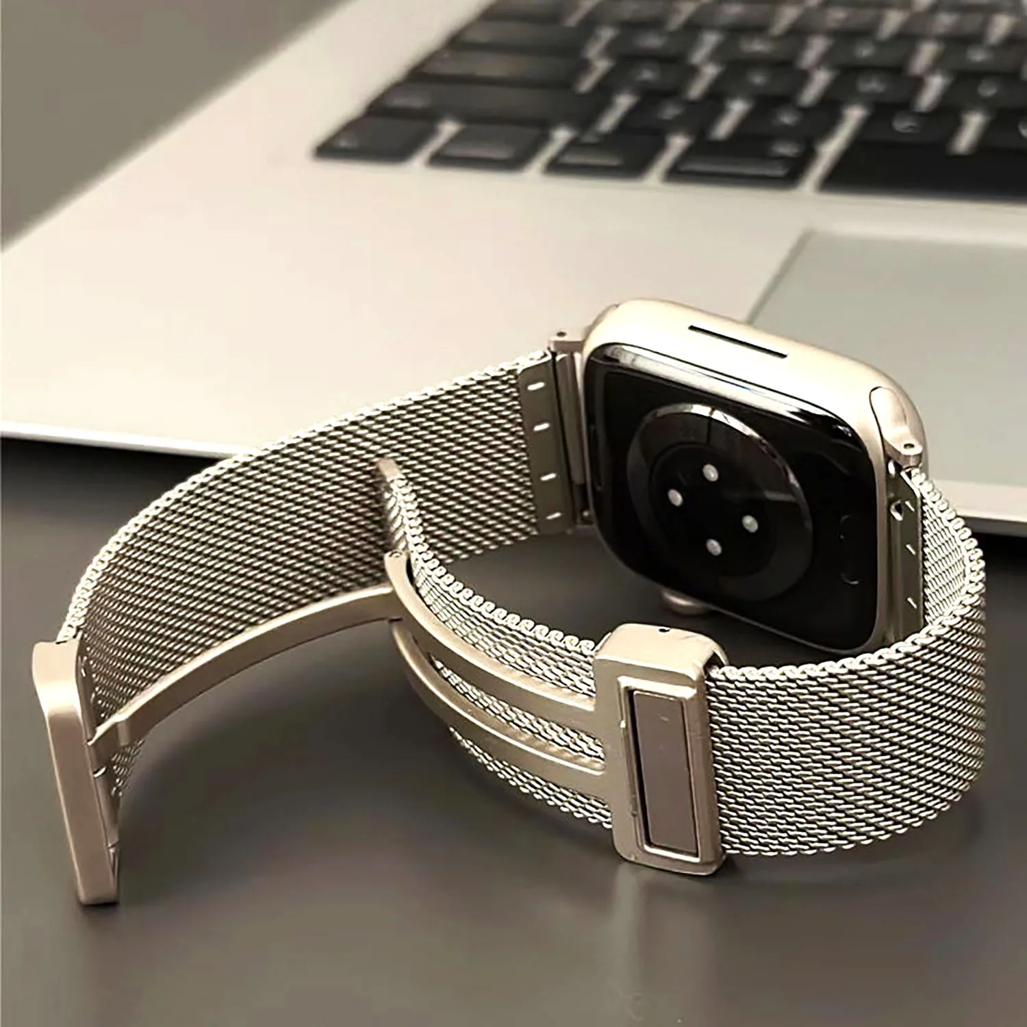 Magnetic Strap For Apple Watch Ultra 49mm Band 44mm 45mm 40mm 41mm 42mm 38mm Stainless Steel Bracelet iWatch Series 7 8 se 6 5 3