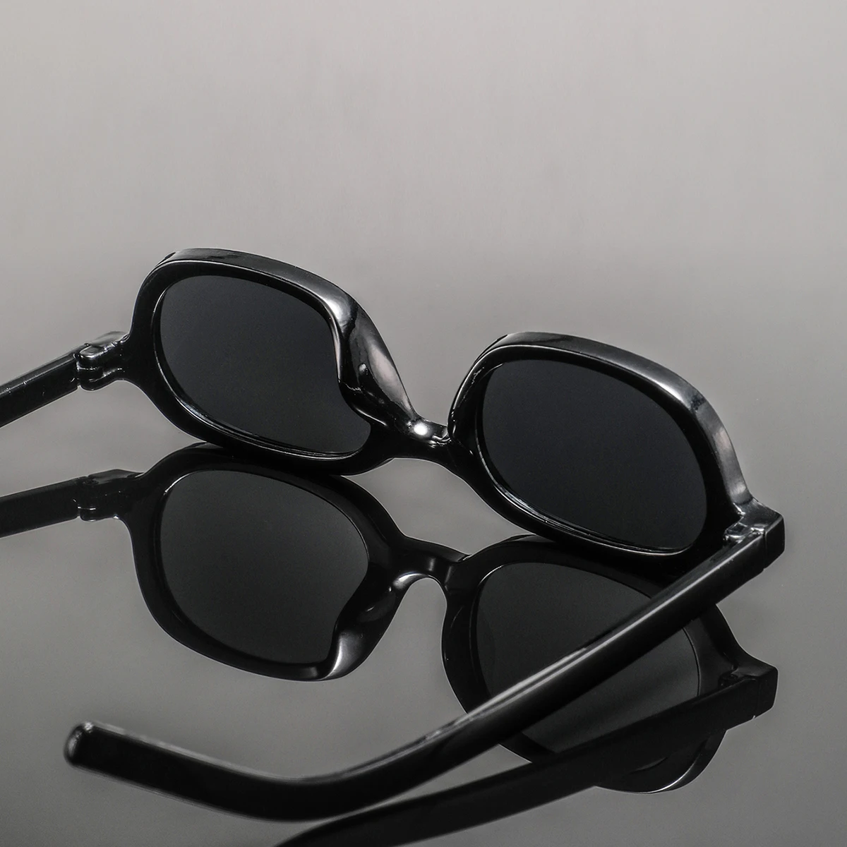 1 par de gafas de sol ovaladas - Men Fashion Photography reseña y precio