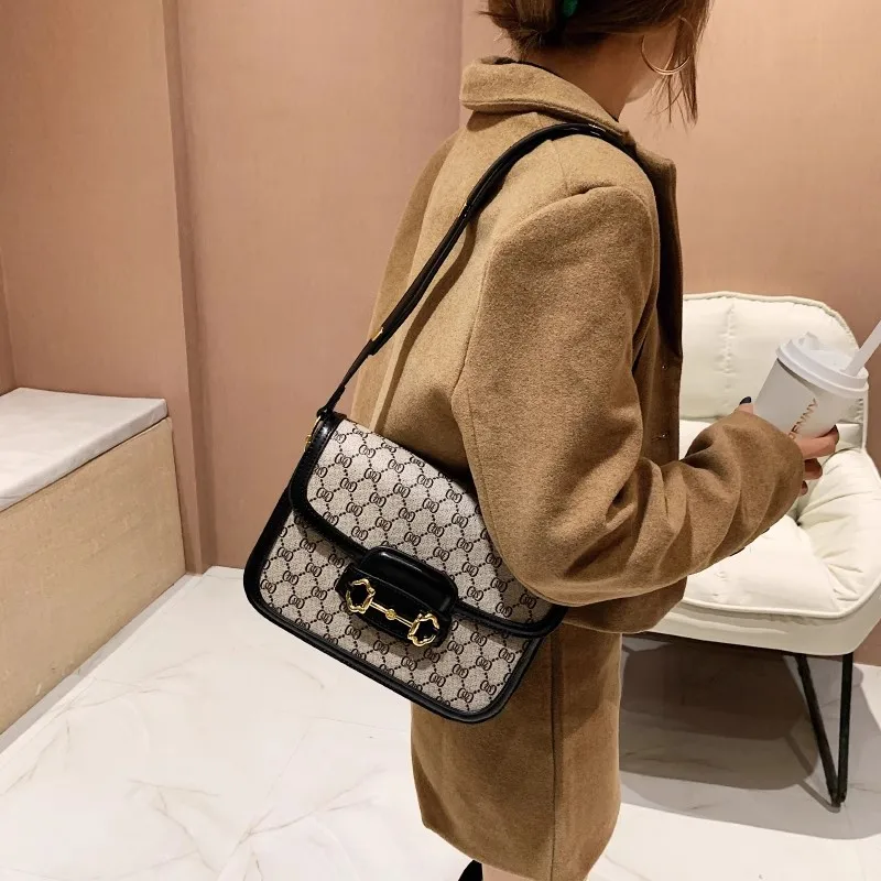 Bolso cruzado de diseñador de lujo para mujer, bandolera con letras, de marca, suave, PU, 2023