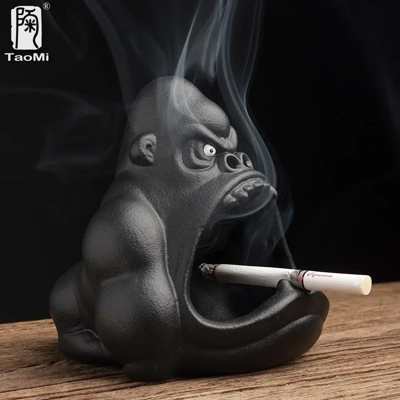 Tao fan cute cartoon small animal ashtray orangutan anti-fly ash ceramic household living room trend car big ashtray