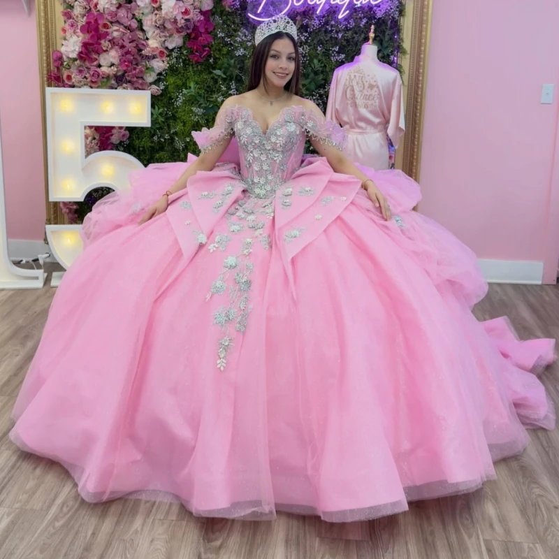

Pink Shiny Quinceanera Dresses Ball Gown Off The Shoulder Sequin Applique Lace Beading Crystal Bow Corset Tull Party Birthday