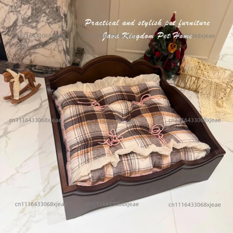 Pet home medium and ancient style pet bed special four-season general pet special moisture-proof cat bed