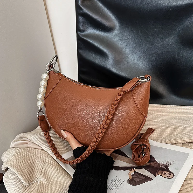 

2025 Niche Luxury Ubag for Women Minimalist Caviar Crossbody Bag Chic Underarm Shoulder Purse Casual Dumpling Bag