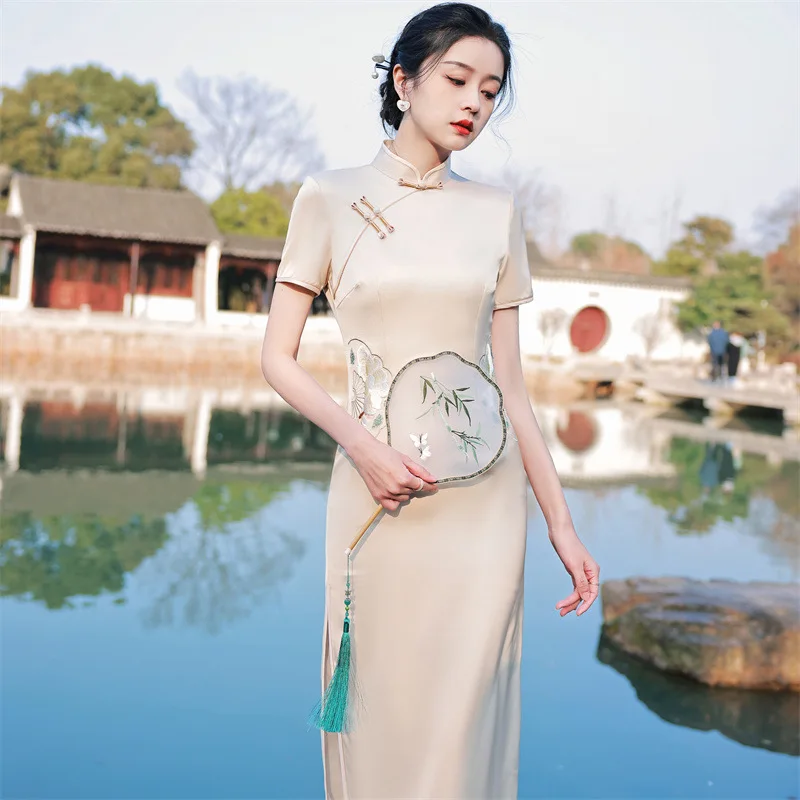 

2022 Summer New Cheongsam Young Fairy Skirt Temperament Elegant Embroidery Improved Chinese Traditional Qipao Dress for Women