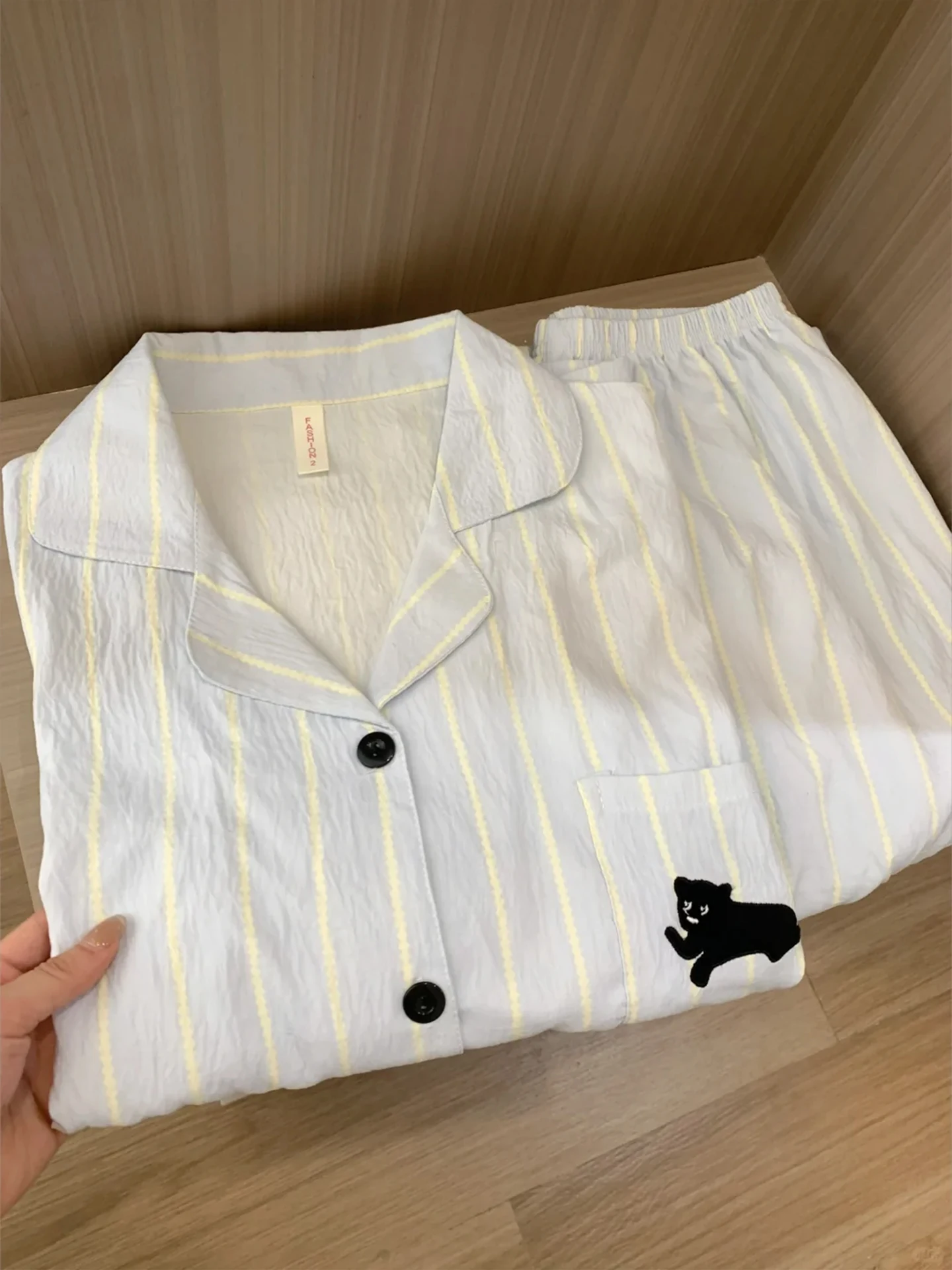 

Cloud Cotton Silk Sleepwear Women's Spring Autumn 2026 New High-End Striped Long Short Sleeve Summer Three-Piece Set Home Clo...
