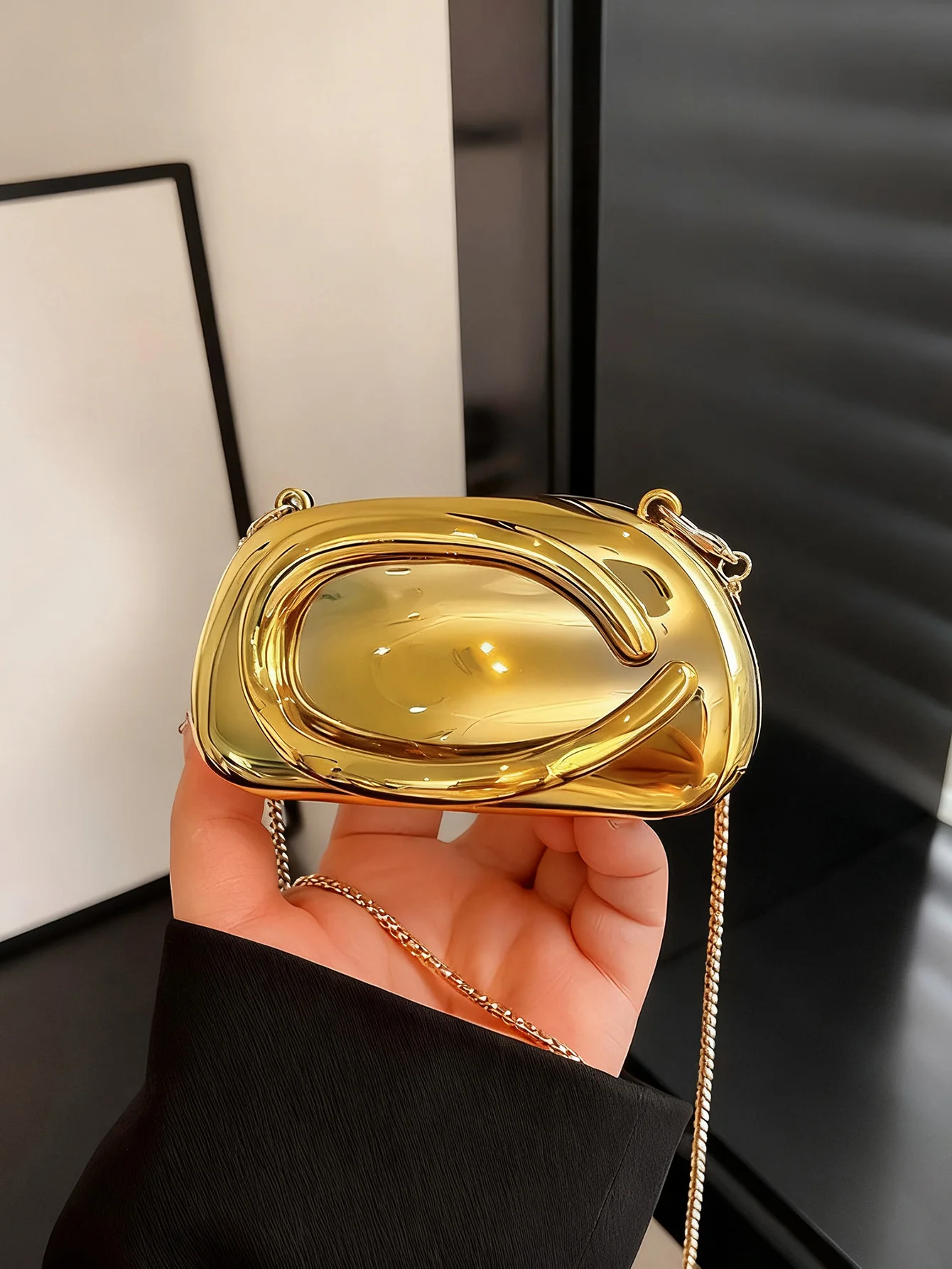 Mini Version Fashion Gold Metal Closure Box-Shaped Clutch Bag Women's Evening Wedding Party Chain Crossbody Bag Shoulder Bag
