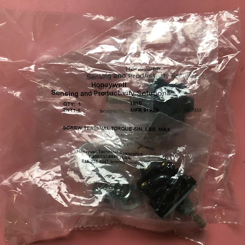 

Parts for Honeywell 2NT1-1 Button Switch