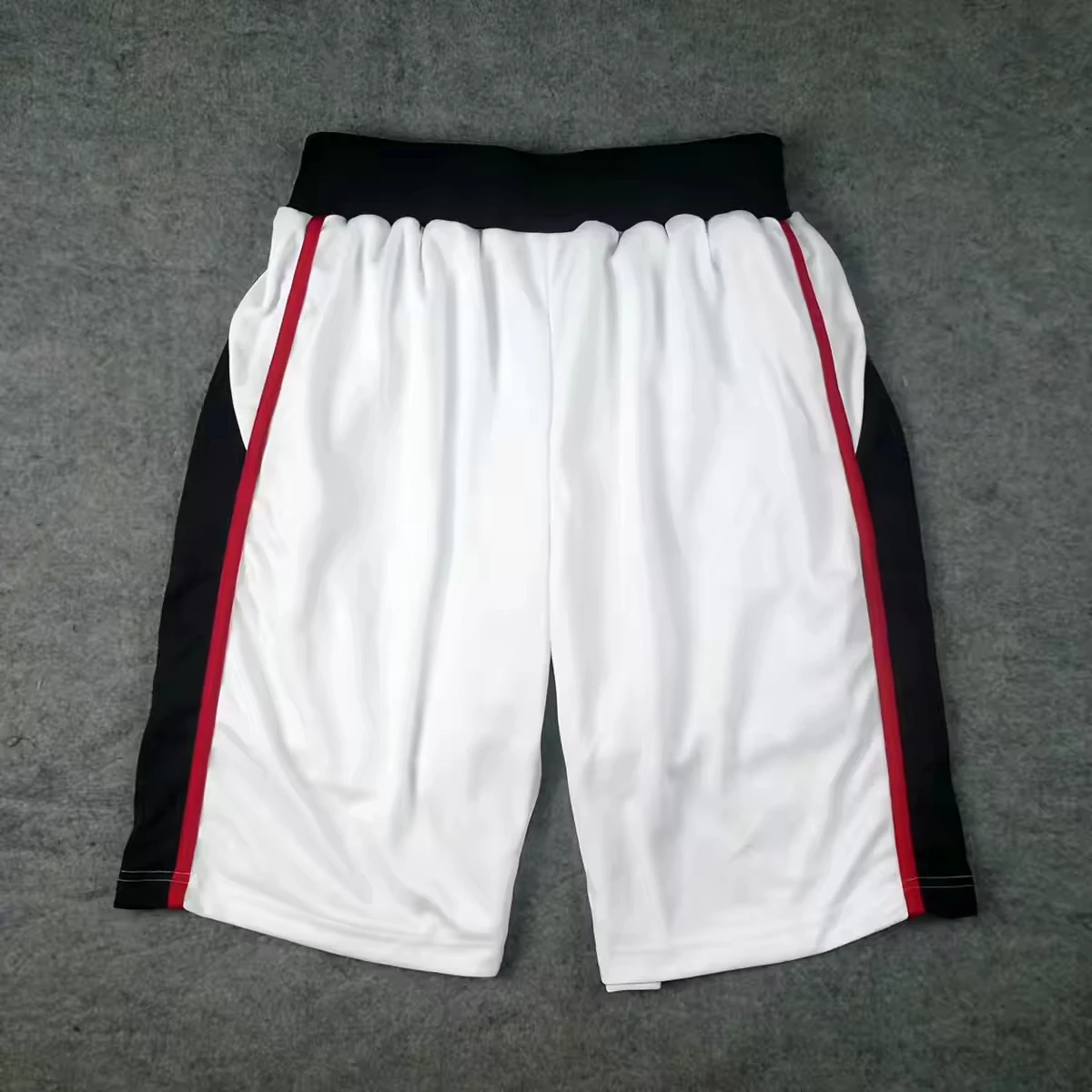 

2026 Summer New Arrival Men's Basketball Sports Shorts, Y2K Oversized Casual Shorts, Suitable for Daily and Tracksuit Wear.