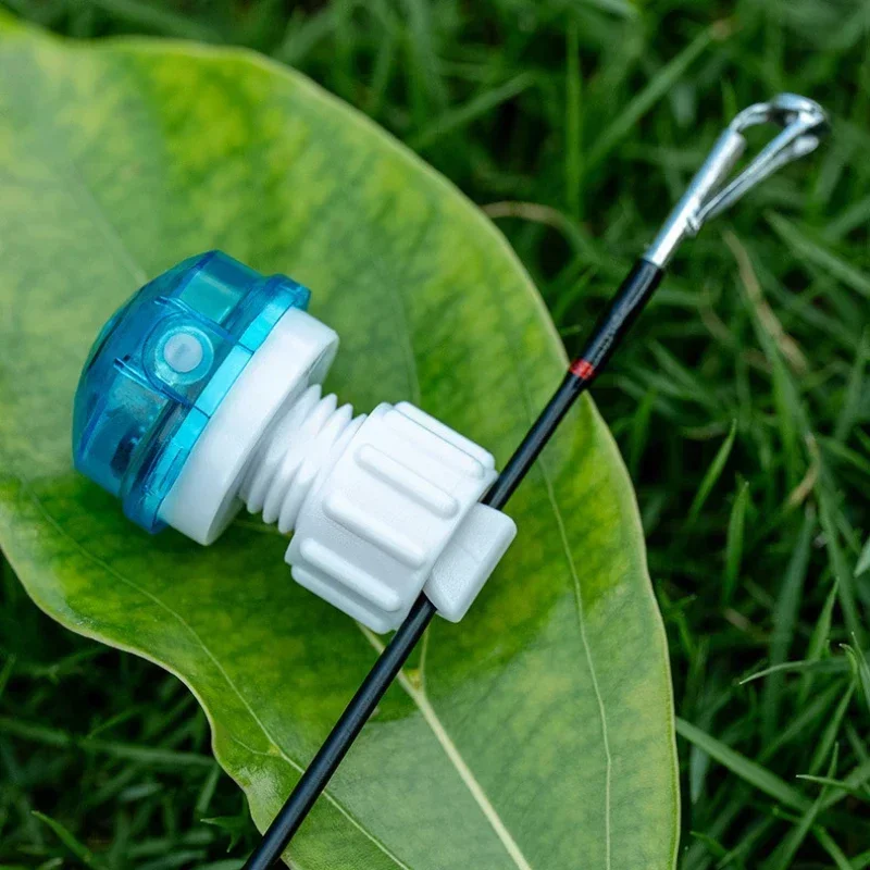 2Pcs Fishing Bite Alarm Light Night Fishing Rod Tip Strike Sensor Alert Light Electronic Bite Indicator LED Lamp pesca