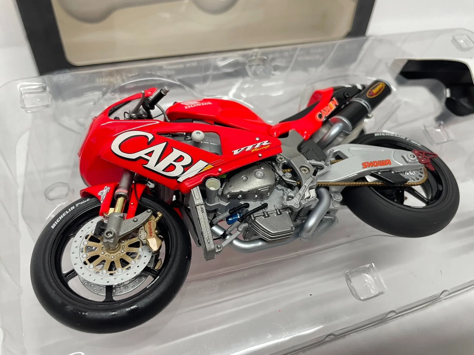 Minichamps 1:12 VTR 1000 Rossi 2001 Simulation édition limitée alliage métal statique moto modèle jouet cadeau