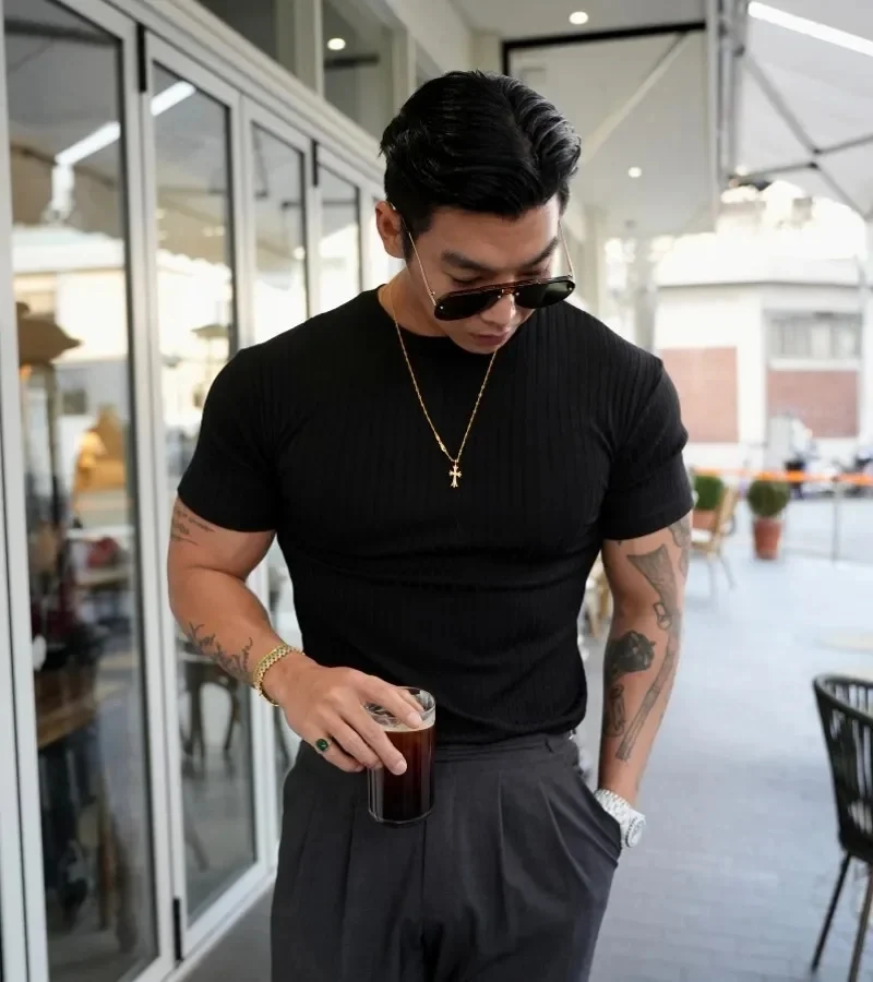 2024 new Fashion Muscle Fitness Men's Summer Sports Fitness Leisure Round Neck Elastic Short Sleeve Vertical Stripe T-shirt