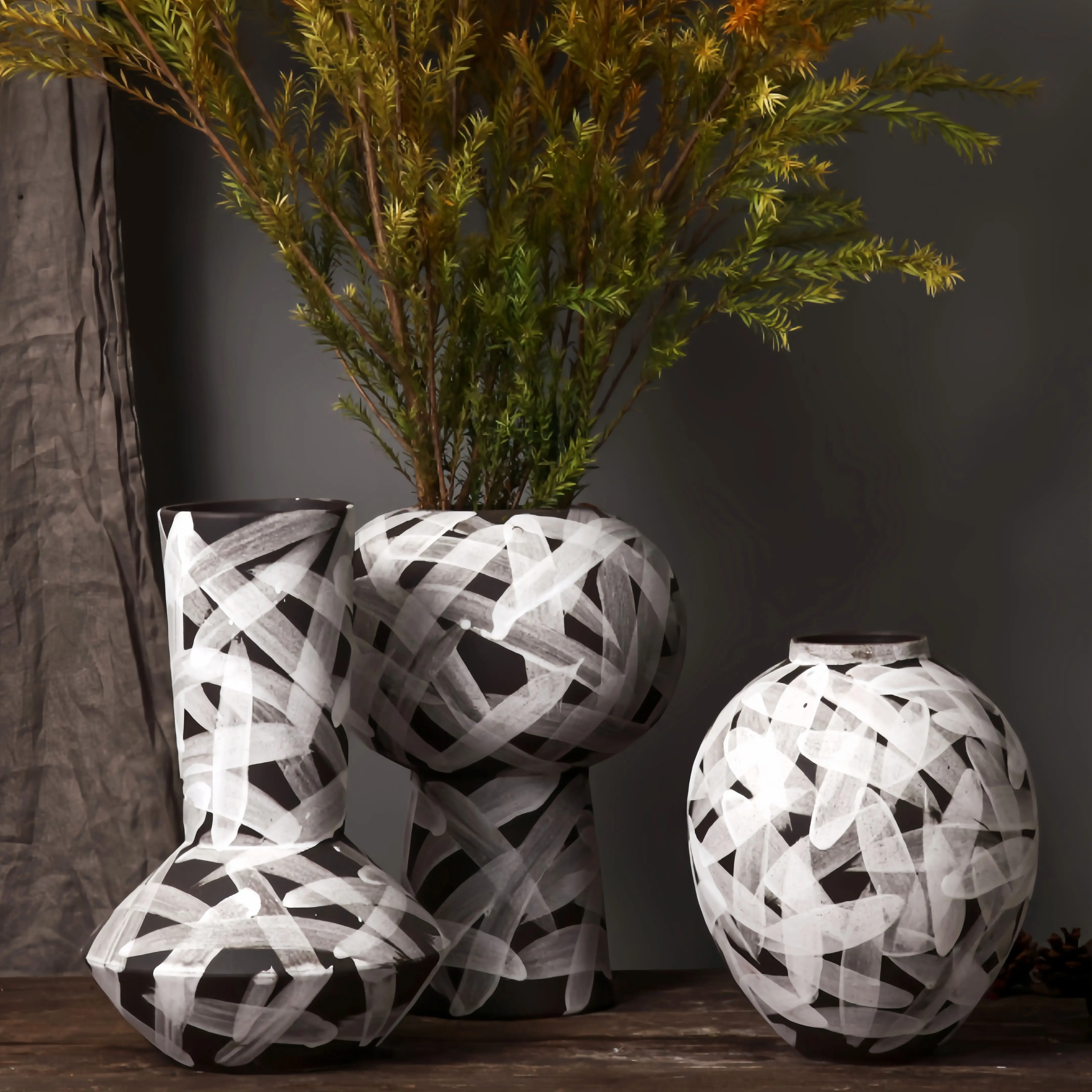 

2025 Latest Large Antique Ceramic Vase Set 3 Home Floor Tabletop Use Bedroom Dining Room Country Art Decoration Design