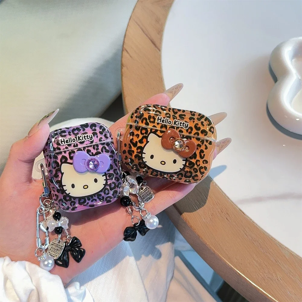 3D süße Sanrio Hello Kitty Leopardenmuster Schleife Kopfhörerhülle für Airpods 4 2 3 1 Pro 2, kabellose Bluetooth-Headset-Schutzhülle