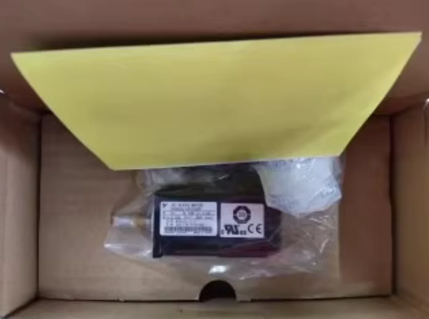

Servo Motor SGMAS-A5ACA61 Brand New Original Genuine，In Stock，SGMAS A5ACA61，Fast shipping