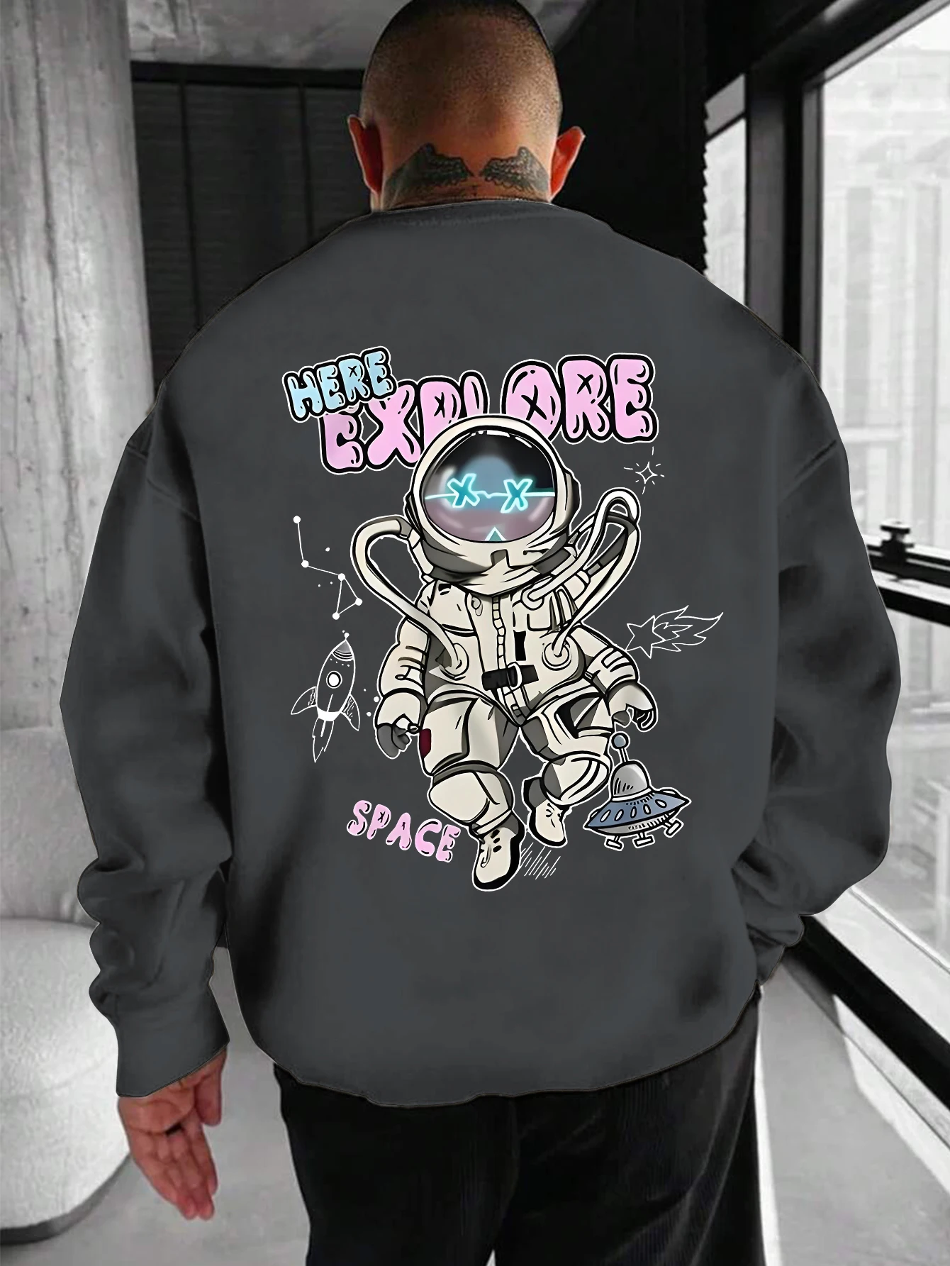 Men's Cartoon Astronaut Explore Space Graphic Sweatshirt, Graffiti Letter Crewneck Streetwear Pullover Casual Street Pullover