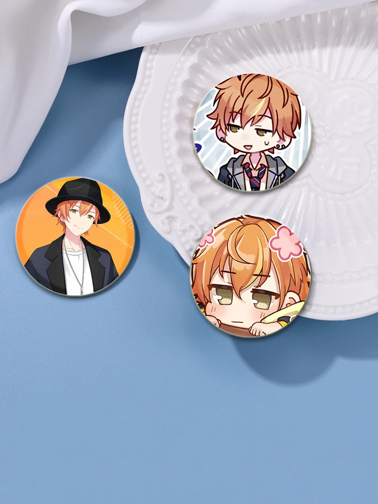 Broches SEKAI de Anime Project, broches de personaje de dibujos animados Shinonome Akito, broche redondo de botón suave para mochila, ropa y sombrero, 32/44/58MM