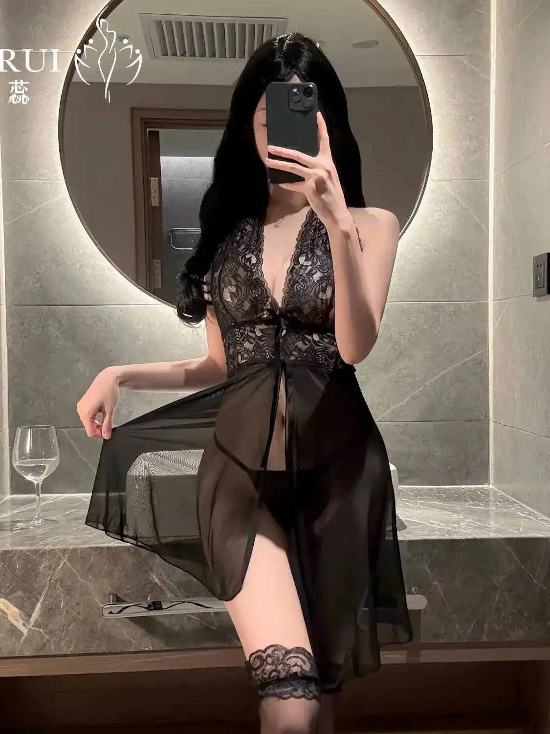 مثير الدانتيل شبكة بروتيل باس النوم الأرجواني انظر من خلال الجوف خارج ثوب النوم فستان ساخن أنيق الأرجواني الحلو فستان قصير YFI0